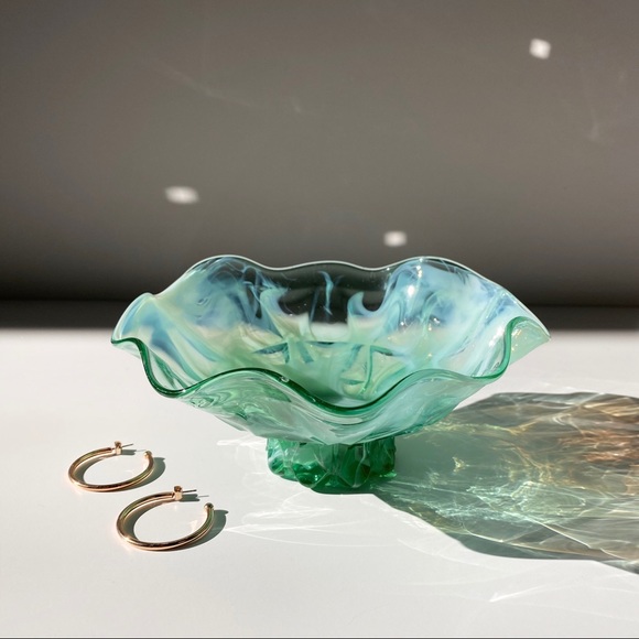 Vintage Other - Vintage Green Swirl Glass Dish